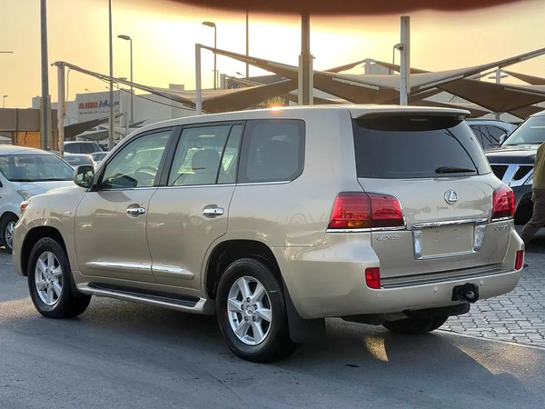 Lexus LX 570 Platinum 2009 - GCC Specs