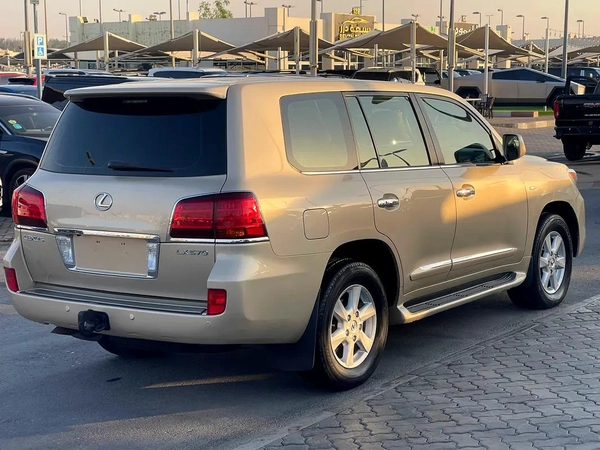 Lexus LX 570 Platinum 2009 - GCC Specs