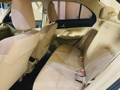 Brand New Suzuki Dzire GL 2025 | GCC Specs | Economical  Reliable-10