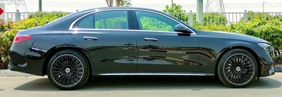 Mercedes Benz E300 AMG Full Option Agency Warranty 2026 GCC-3