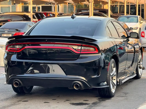 دودچ تشالينچر RT V8 5.7L HEMI موديل 2018 وارد فل اوبشن بحاله ممتازه