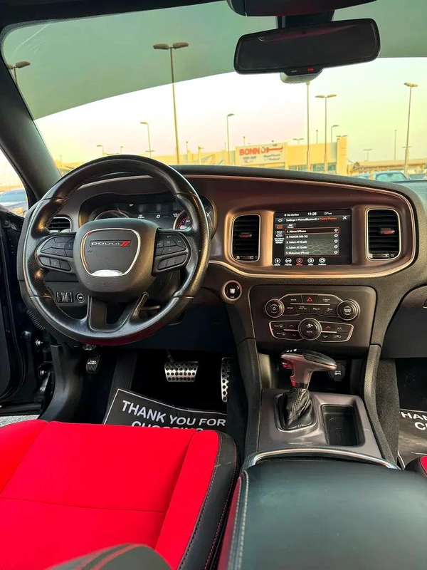 دودچ تشالينچر RT V8 5.7L HEMI موديل 2018 وارد فل اوبشن بحاله ممتازه
