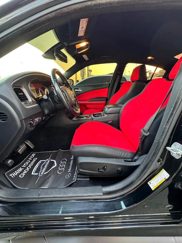 دودچ تشالينچر RT V8 5.7L HEMI موديل 2018 وارد فل اوبشن بحاله ممتازه