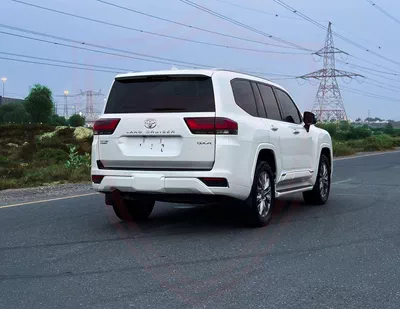 Toyota Land Cruiser GXR Toyota Land Cruiser Diesel 2022 | 3.3L V6 | GCC Specs | Accident-Free | Excellent Condition | AED 30-6