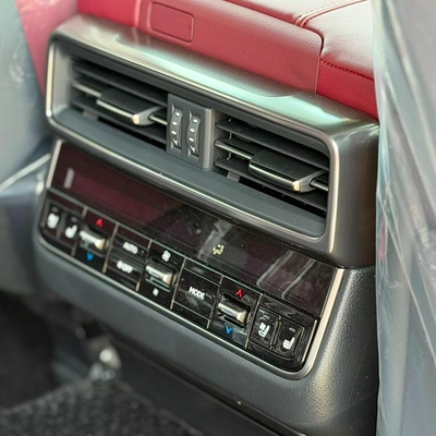 Lexus LX600 SIGNATURE LEXUS LX600 25 SPEAKRS SIGNATURE AL FUTTAIM SPECS 2026-14