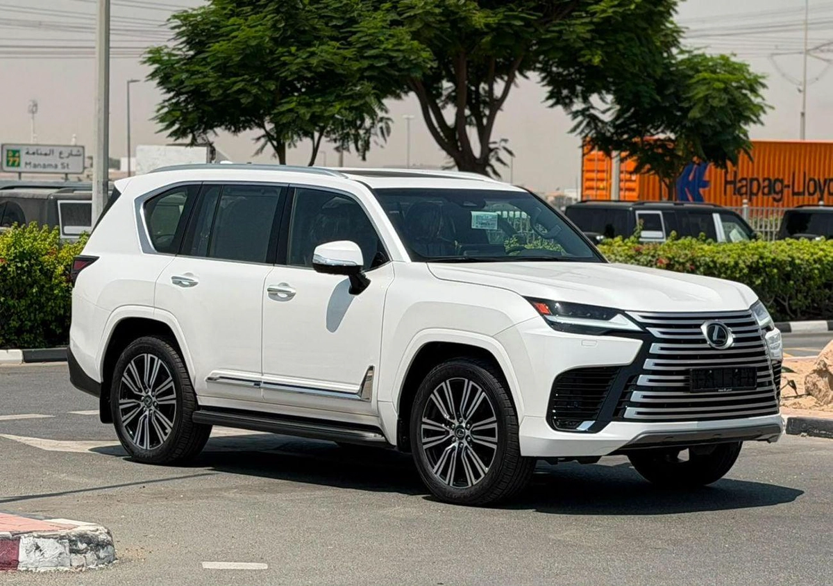 Lexus LX600 SIGNATURE LEXUS LX600 25 SPEAKRS SIGNATURE AL FUTTAIM SPECS 2026-1-0
