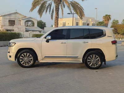 Toyota Land Cruiser VX 2022 GCC Specs Diesel V6 3.5 Excellent Condition-3