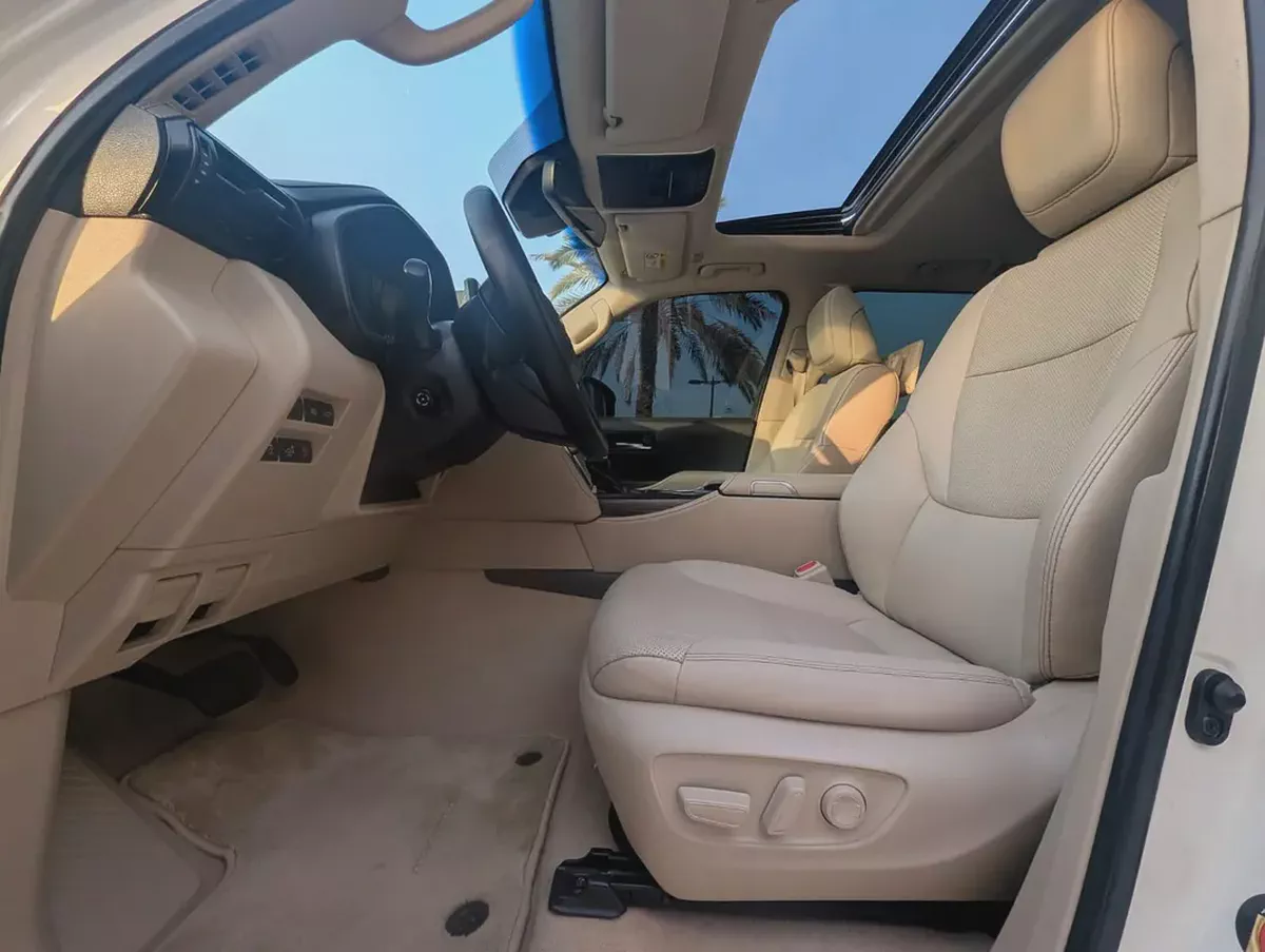 Toyota Land Cruiser VX 2022 GCC Specs Diesel V6 3.5 Excellent Condition-12-12