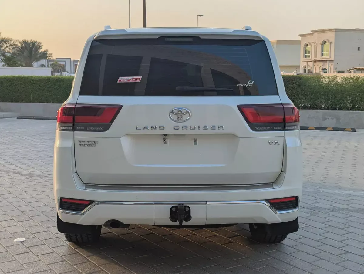 Toyota Land Cruiser VX 2022 GCC Specs Diesel V6 3.5 Excellent Condition-6-6