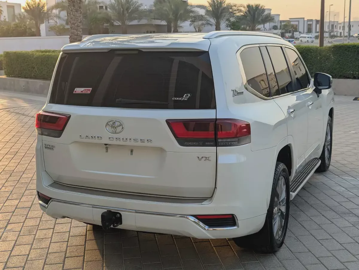Toyota Land Cruiser VX 2022 GCC Specs Diesel V6 3.5 Excellent Condition-7-7