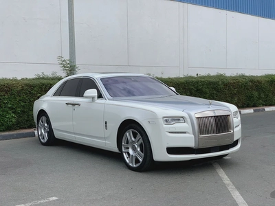 ROLLS ROYCE**2016**GCC SPEC NEAT AND CLEAN-0