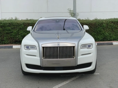ROLLS ROYCE**2016**GCC SPEC NEAT AND CLEAN-1