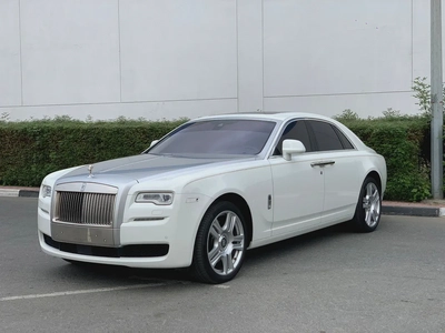 ROLLS ROYCE**2016**GCC SPEC NEAT AND CLEAN-2