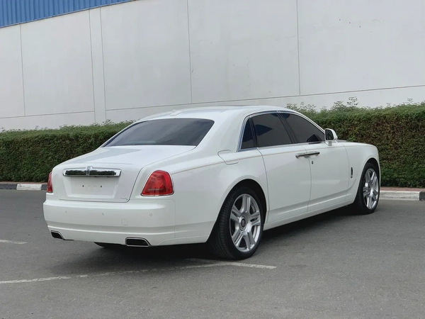 ROLLS ROYCE**2016**GCC SPEC NEAT AND CLEAN