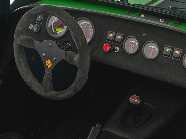 Cash: 249,000 AED | Caterham 340R / Bespoke High Option Order / Caterham Warranty