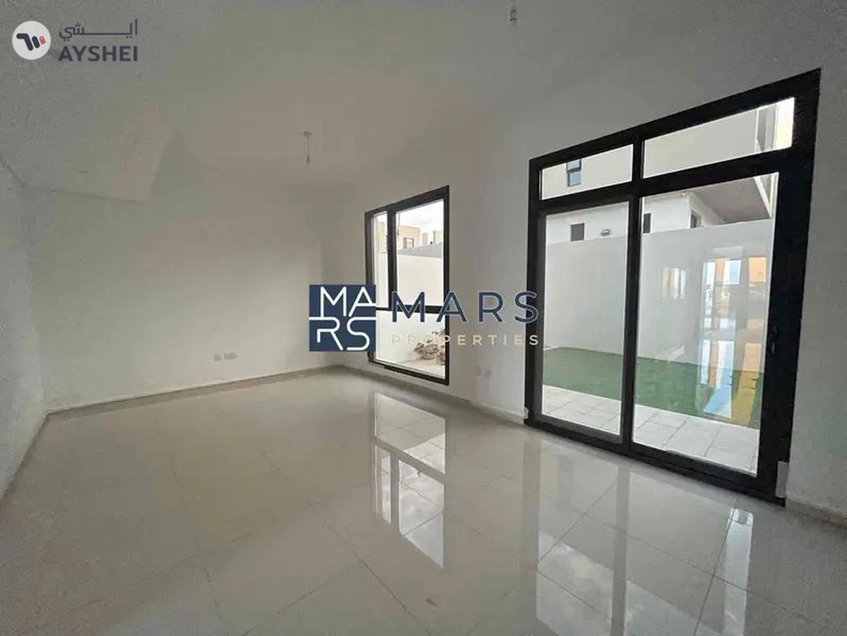 Spacious 2-Bedroom Townhouse for Sale in Nasma Residence AED 1,250,000