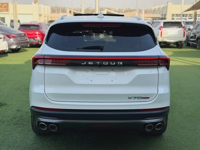 JETOUR X70 PLUS—2023–GCC—FULL OPTIONS—LUXURY—EXCELLENT CONDITIONS-4