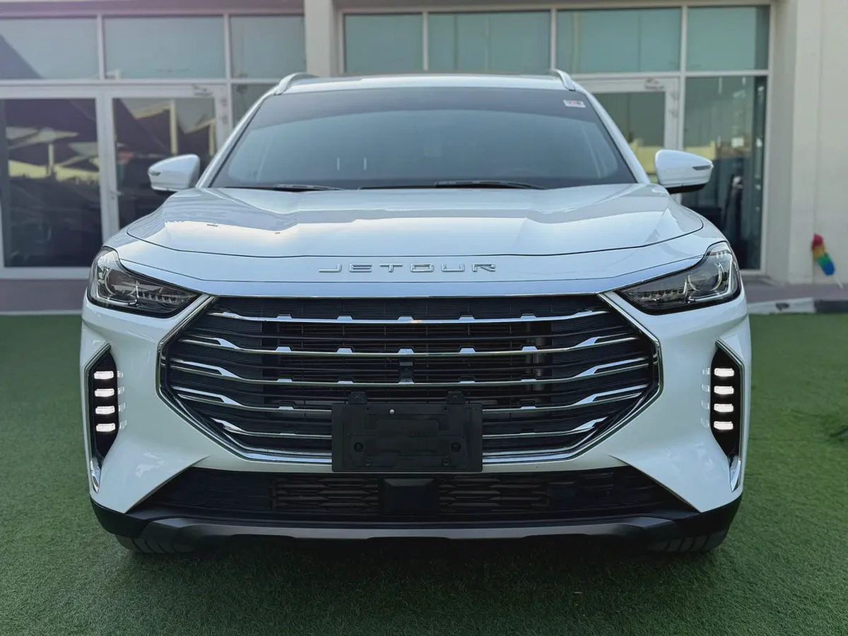 JETOUR X70 PLUS—2023–GCC—FULL OPTIONS—LUXURY—EXCELLENT CONDITIONS