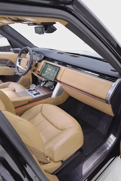 RANGE ROVER P-530 V8 FULLY LOADED 2023 LIKE NEW-19