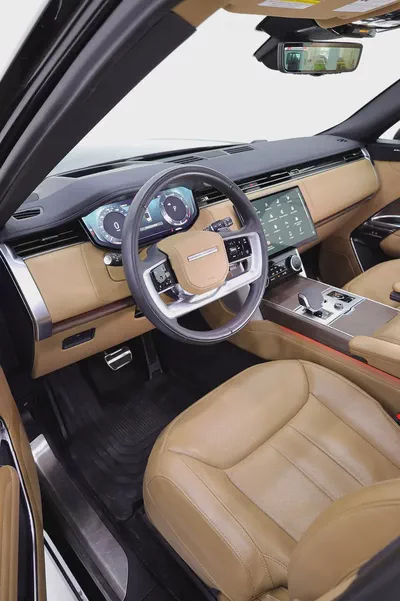 RANGE ROVER P-530 V8 FULLY LOADED 2023 LIKE NEW-4