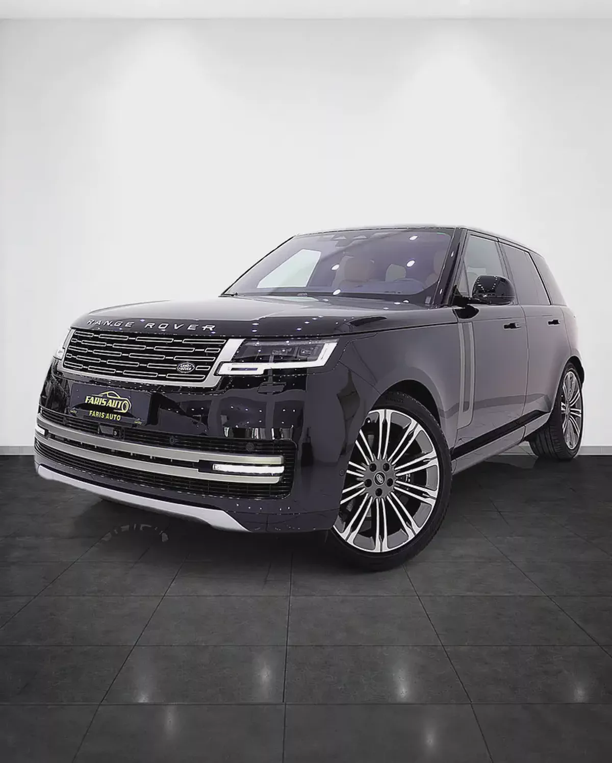 RANGE ROVER P-530 V8 FULLY LOADED 2023 LIKE NEW