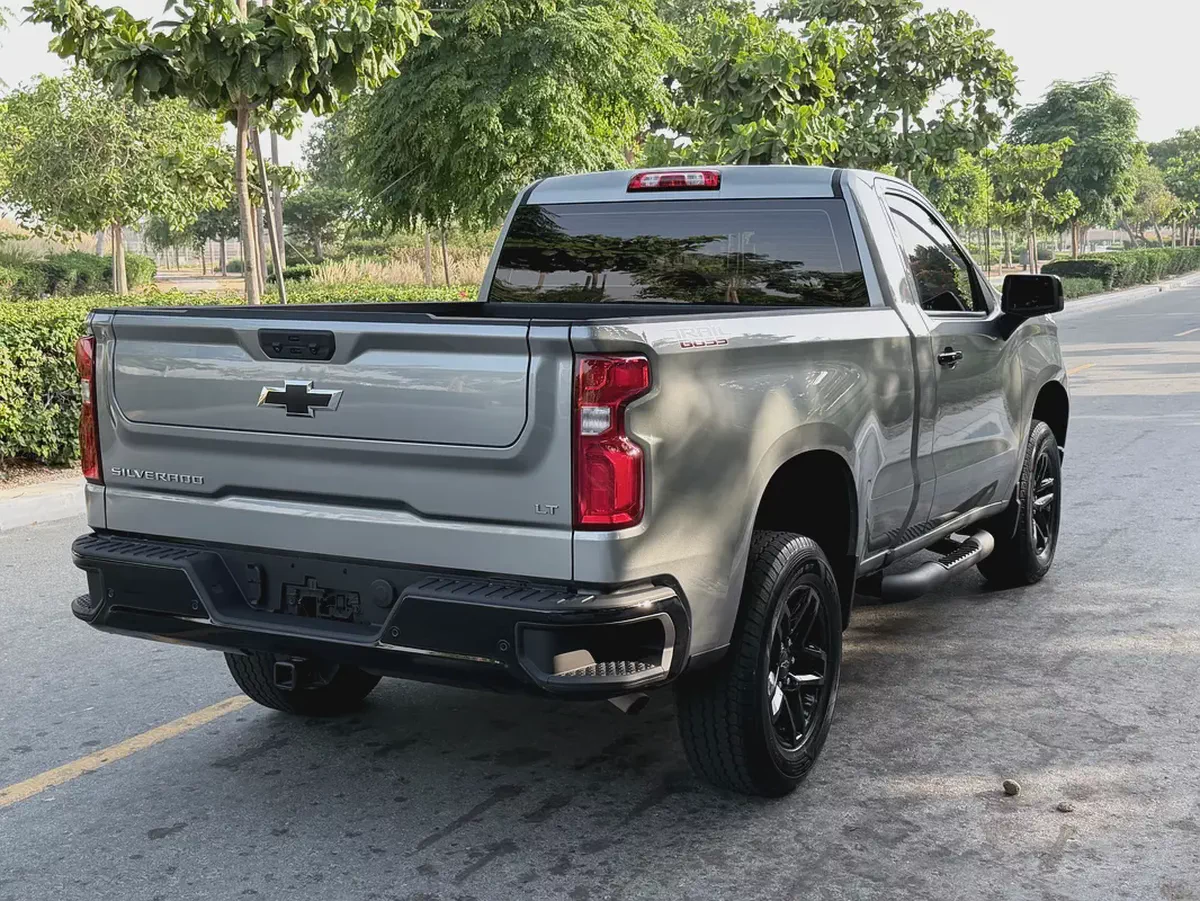 2023 Chevrolet Silverado 1500 LT Trail Boss - GCC Specs - Pristine Condition-7-7