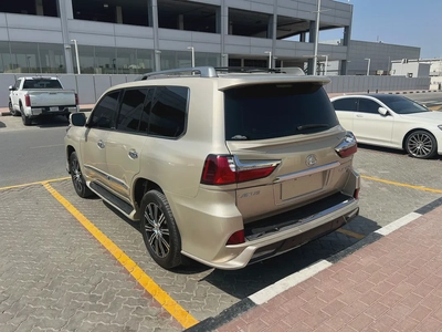 GCC Specs Lexus LX 570 Sport 2015 - Perfect Condition-3