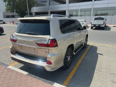 GCC Specs Lexus LX 570 Sport 2015 - Perfect Condition-4