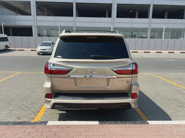 GCC Specs Lexus LX 570 Sport 2015 - Perfect Condition