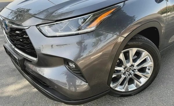 2022 Toyota Highlander VXR Hybrid | G.C.C | First Owner