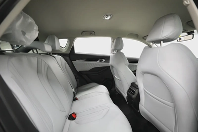 Geely Coolray GL 2027-8