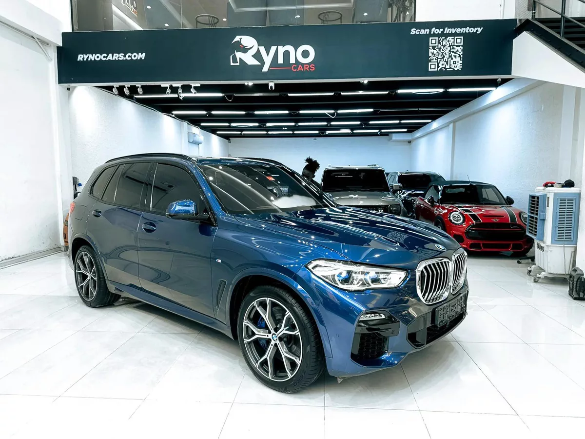 2020 BMW X5 xDrive40i M Sport 3.0L V6 // EMI starting from 3,035 AED