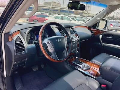 INFINITI QX80 2017 VIP FULL OPTION-11