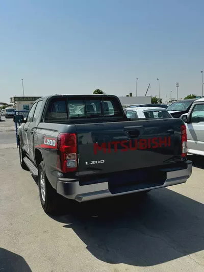 Mitsubishi L200 Double Cab GLX 2026 Petrol - GCC Specs - Brand New!-4
