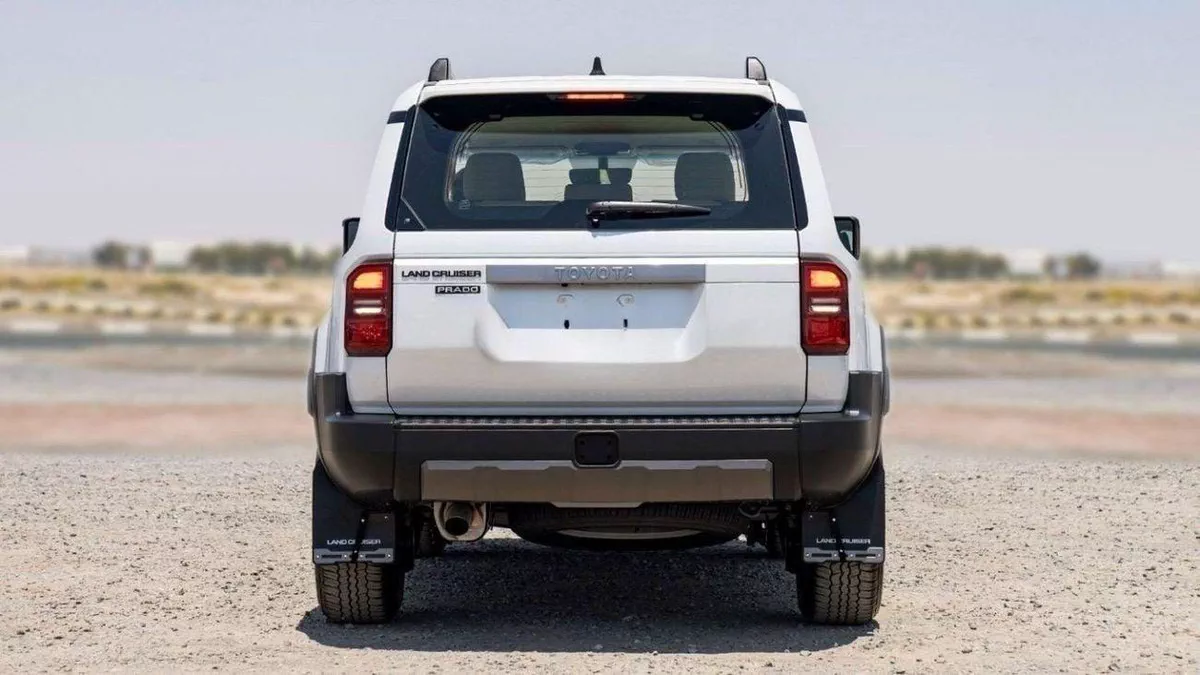 Toyota Prado GXR TOYOTA PRADO 250 TXL 2.8D AT MY2025 – WHITE-6-0