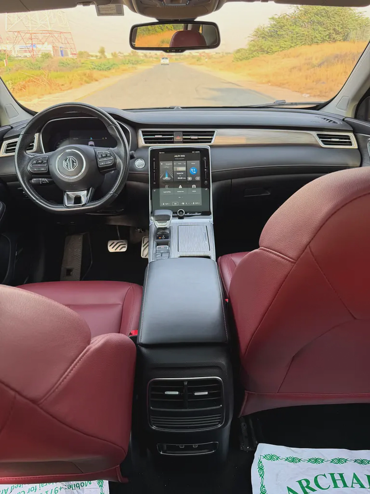 MG—RX5–GCC—FREE ACCIDENT—LUXURY—FULL OPTIONS—FULL SERVICE HISTORY—UNDER WARRANTY