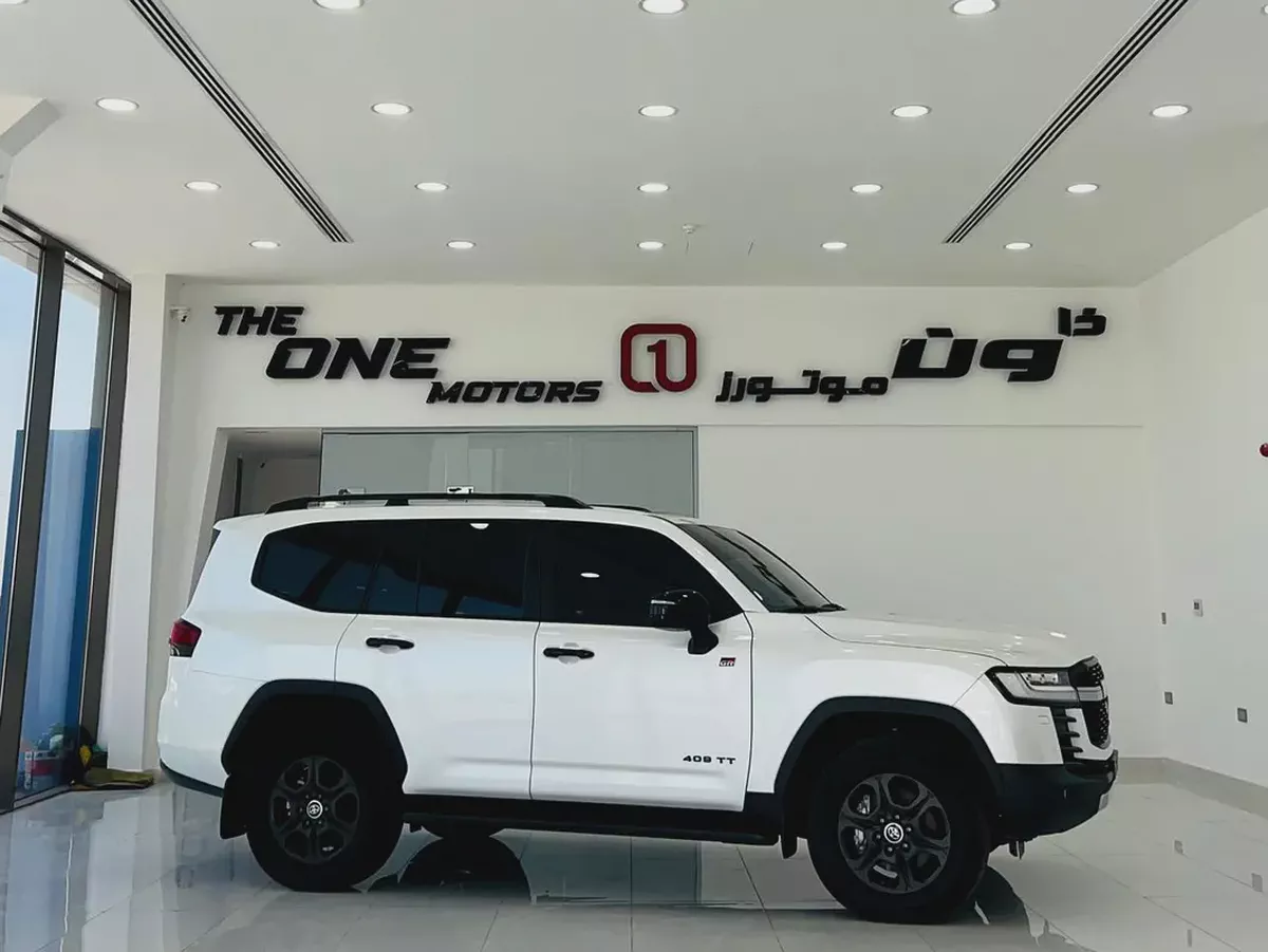 Toyota Land Cruiser GR Sport 2024 GCC Specs-4-4