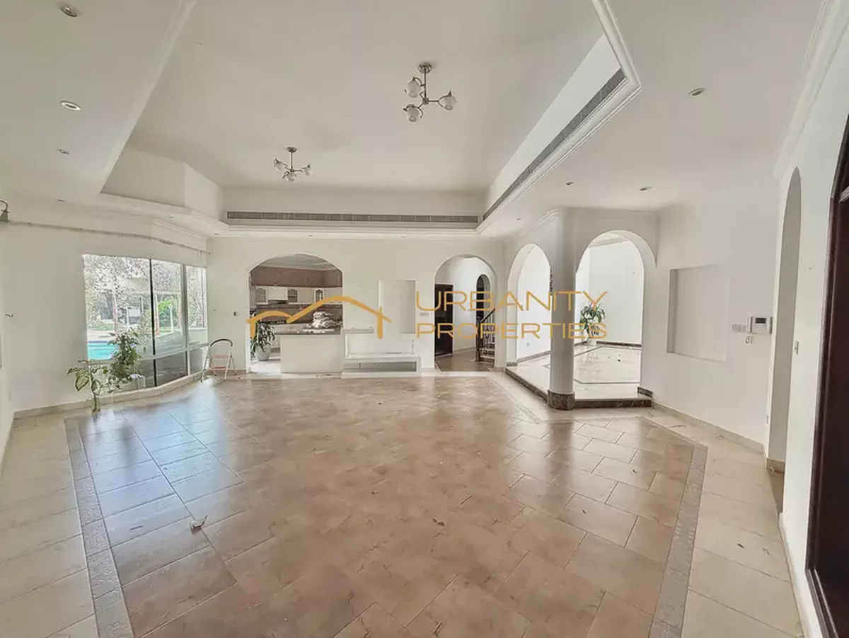 Spacious || 5-Bedroom Villa || Umm Suqeim 2 ||-2-2