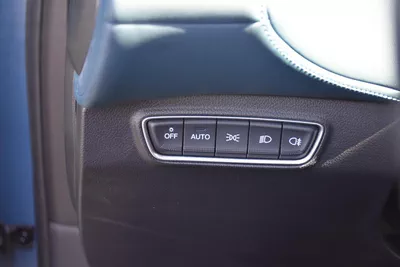 NEW LANTU FREE PHEV 2022 | SILVER-12