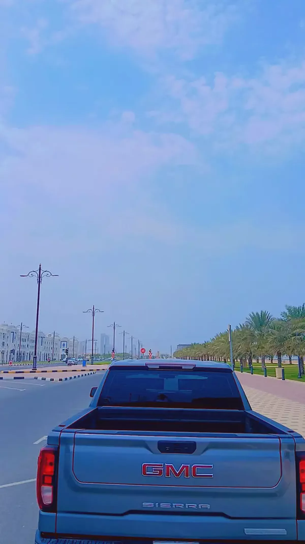 Pristine GMC Sierra 1500 Denali 2021 | GCC Specs | Low Mileage | Fully Loaded-1-1