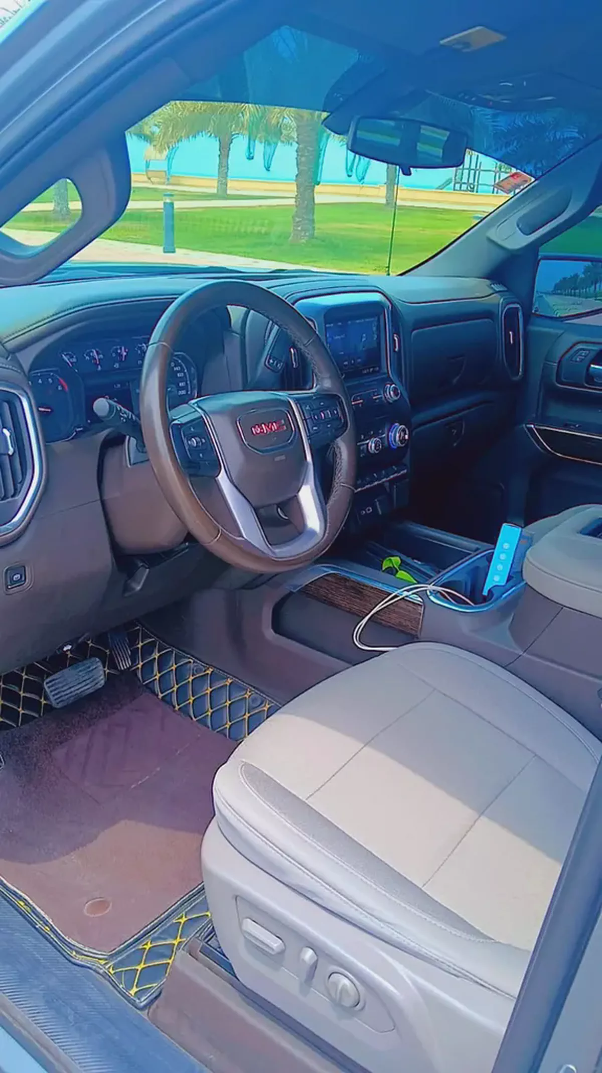 Pristine GMC Sierra 1500 Denali 2021 | GCC Specs | Low Mileage | Fully Loaded-3-3