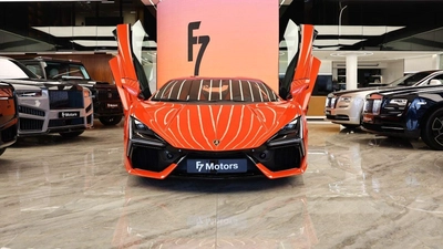 Lamborghini Revuelto STD Lamborghini Revuelto 2026 - Hybrid Powertrain (First-Ever)-2