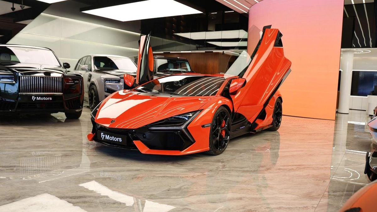 Lamborghini Revuelto STD Lamborghini Revuelto 2026 - Hybrid Powertrain (First-Ever)-3-3