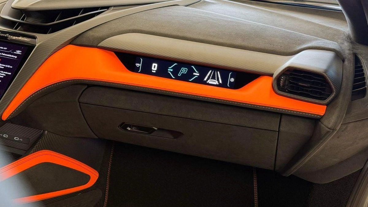 Lamborghini Revuelto STD Lamborghini Revuelto 2026 - Hybrid Powertrain (First-Ever)-8-8