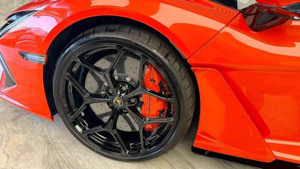 Lamborghini Revuelto STD Lamborghini Revuelto 2026 - Hybrid Powertrain (First-Ever)-17-17