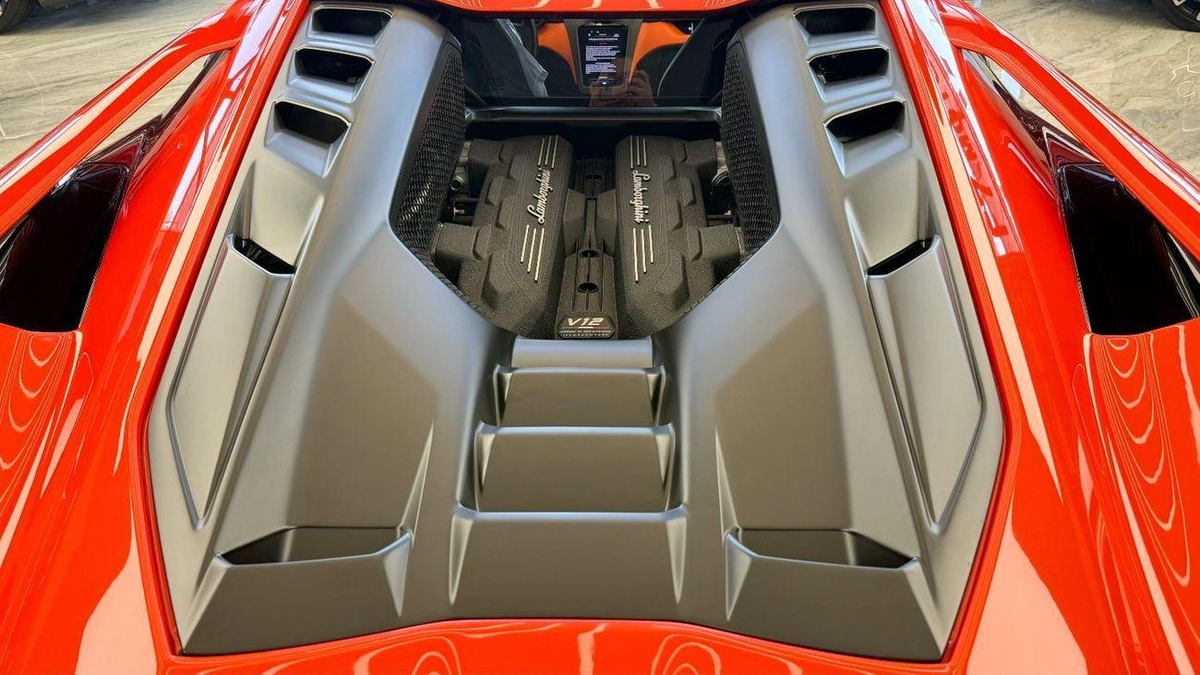 Lamborghini Revuelto STD Lamborghini Revuelto 2026 - Hybrid Powertrain (First-Ever)-18-18