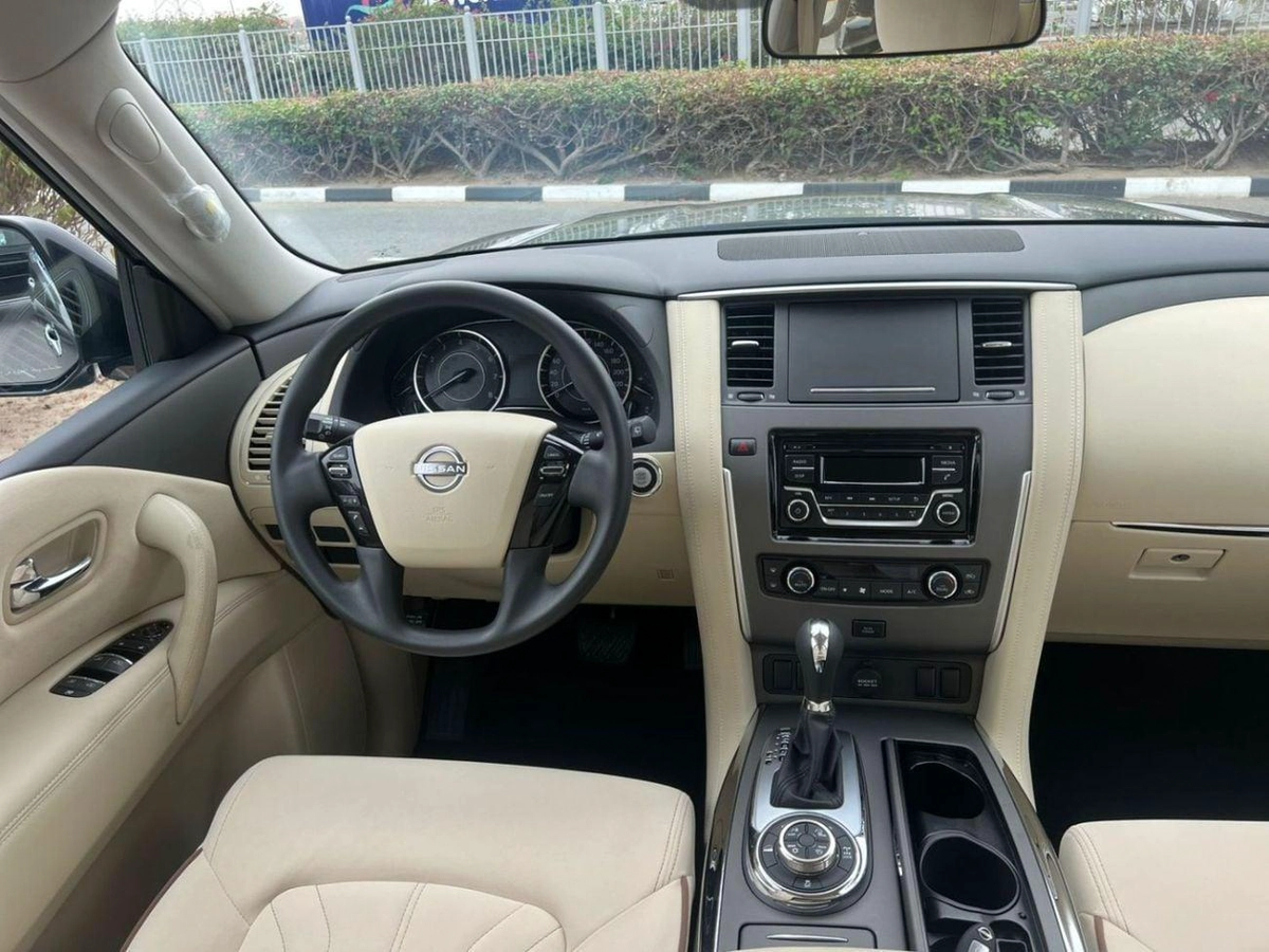 Nissan Patrol XE 4.0L-7-0