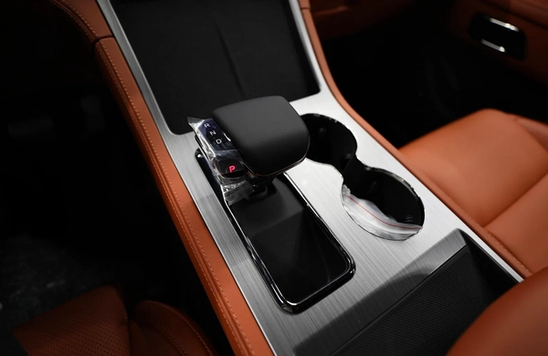 ROX 01 VIP | Full Option | Brand New | 3,350 AED monthly | Registration