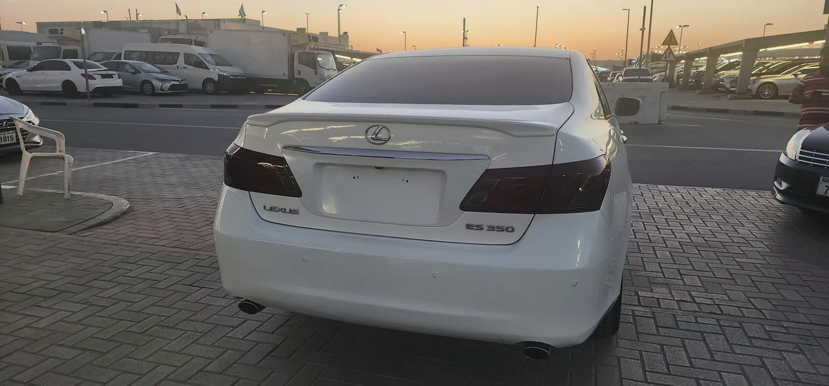 Lexus ES 350 2007 GCC Specs - Well Maintained Luxury Sedan-4-4