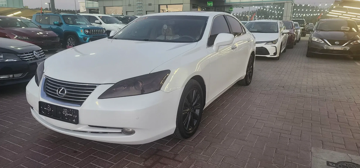 Lexus ES 350 2007 GCC Specs - Well Maintained Luxury Sedan-8-8